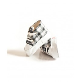 Cute Baby Shoes for your friend's kid